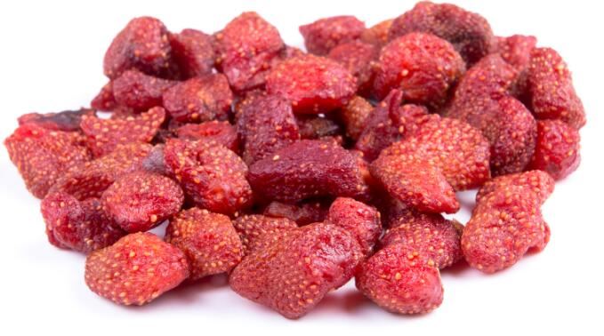 Do dried strawberries have any nutritional value