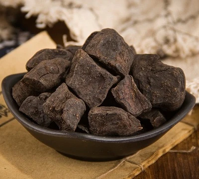 Elősegítheti a Polygonum Multiflorum a hajnövekedést? Előnyök, felhasználások és kutatási betekin...